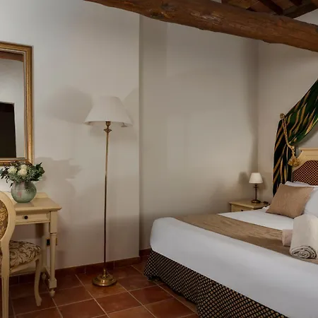 Castello Di Leonina Relais - Adults Only 4* Siena