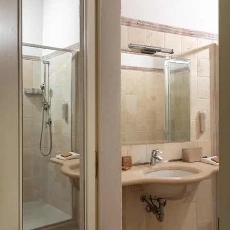 Castello Di Leonina Relais - Adults Only 4* Siena