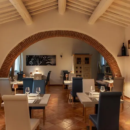 Castello Di Leonina Relais - Adults Only 4* Siena
