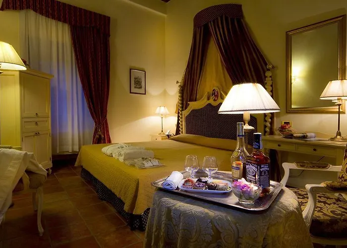 酒店 Castello Di Leonina Relais - Adults Only 锡耶纳