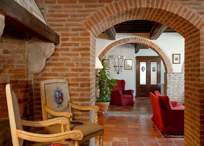 酒店 Castello Di Leonina Relais - Adults Only